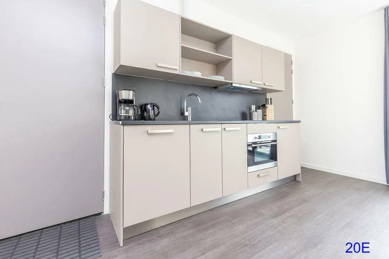 New Delft City View Central Modern Family Top Floor Apartment Utopia 20E